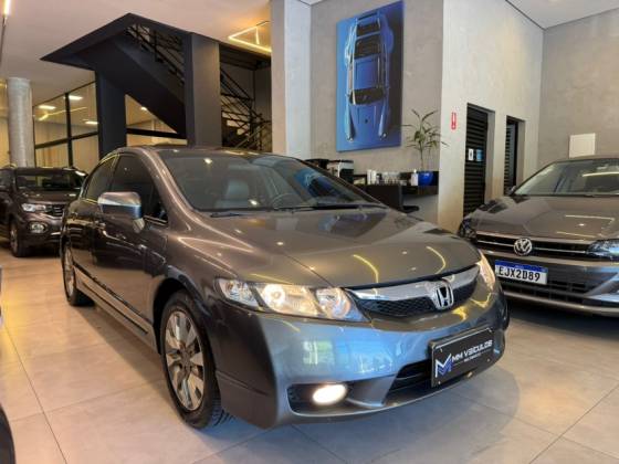 HONDA CIVIC 1.8 LXL 16V FLEX 4P MANUAL